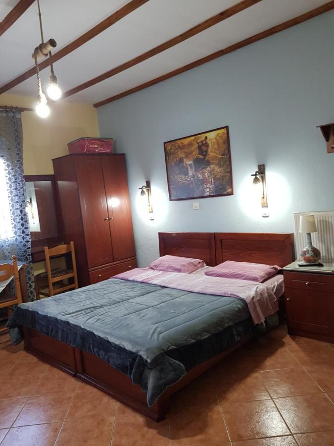 Alexandros Guesthouse Orma Ngoại thất bức ảnh