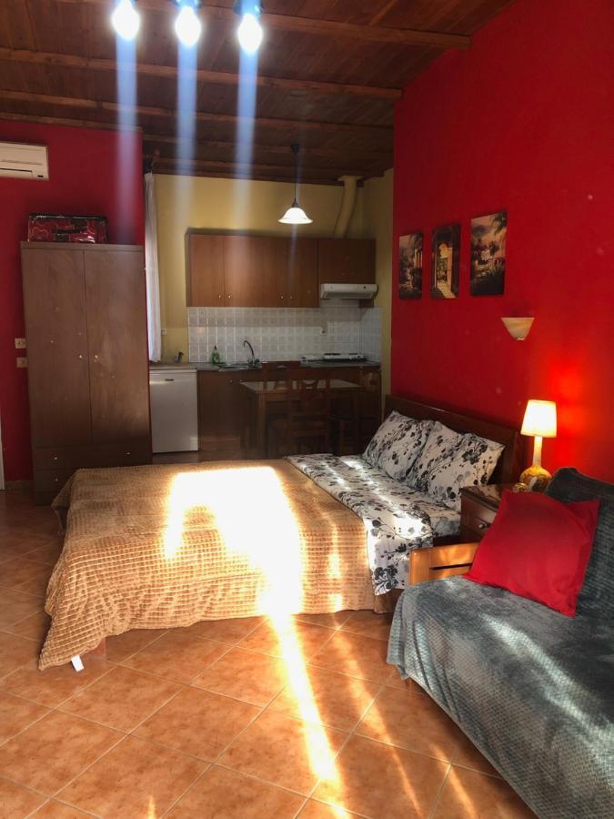 Alexandros Guesthouse Orma Ngoại thất bức ảnh
