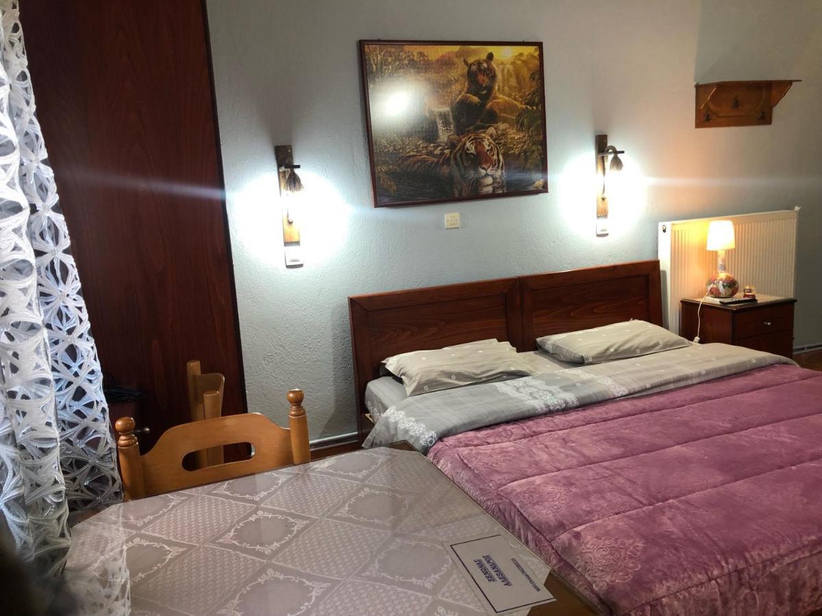 Alexandros Guesthouse Orma Ngoại thất bức ảnh