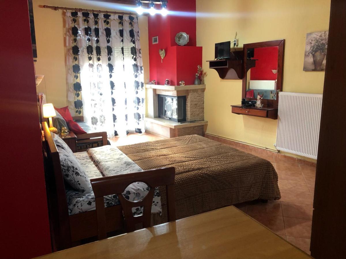 Alexandros Guesthouse Orma Ngoại thất bức ảnh