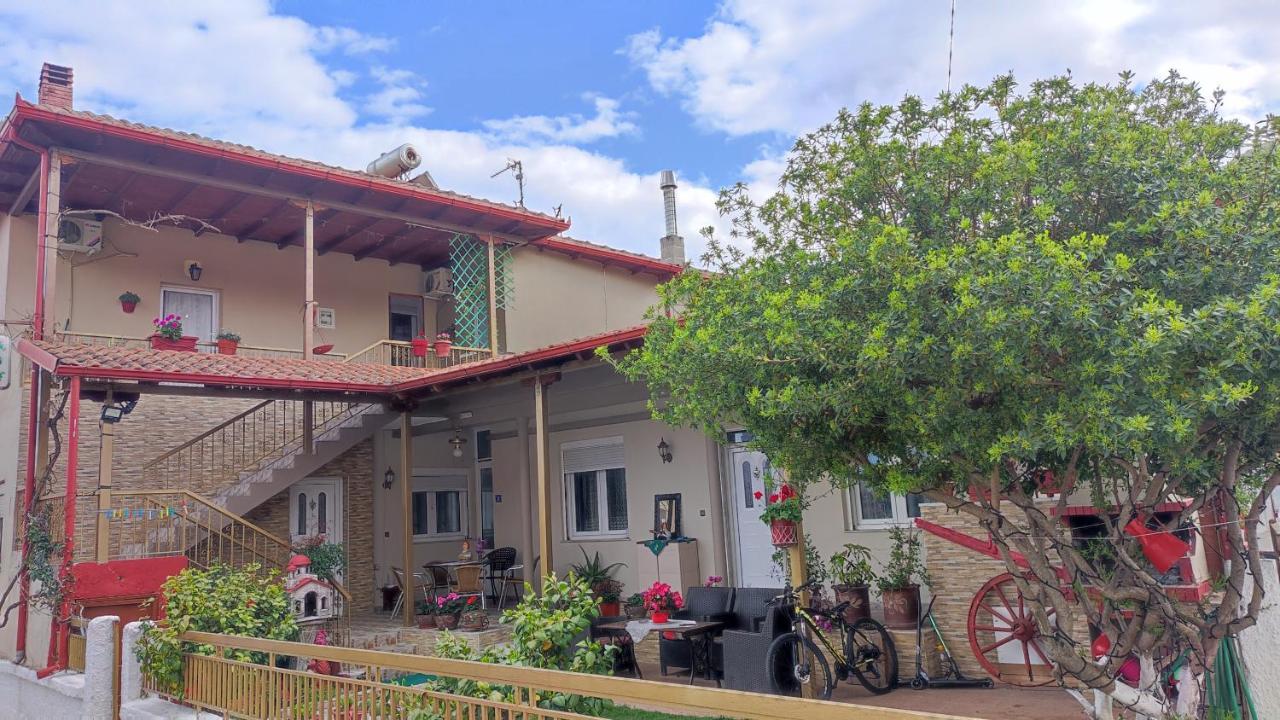 Alexandros Guesthouse Orma Ngoại thất bức ảnh